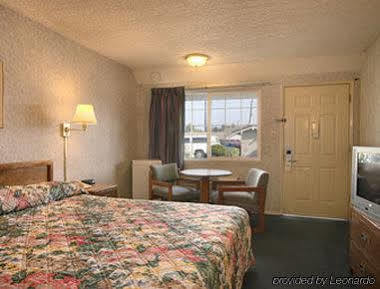 Days By Wyndham Fresno